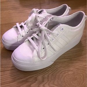 Womens adidas Nizza Platform Athletic Shoe - White size 7